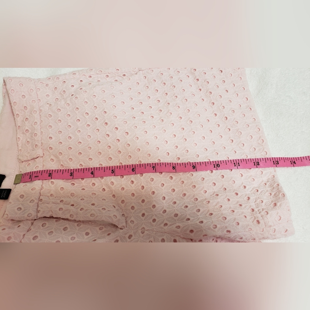 Banana Republic Women's Eyelet Short 5" Light Pink Size 0 - Picture 10 of 12